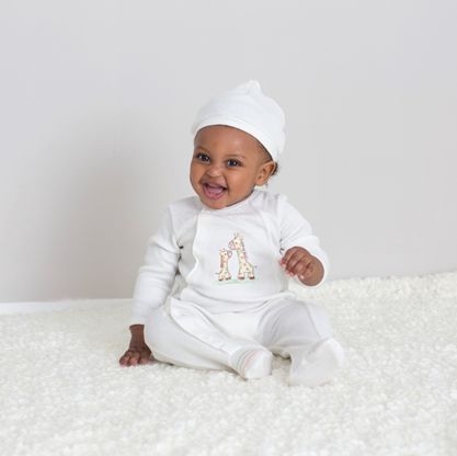 Infant Unisex LITTLE ME Footed Sleeper & Hat Set - Giraffe