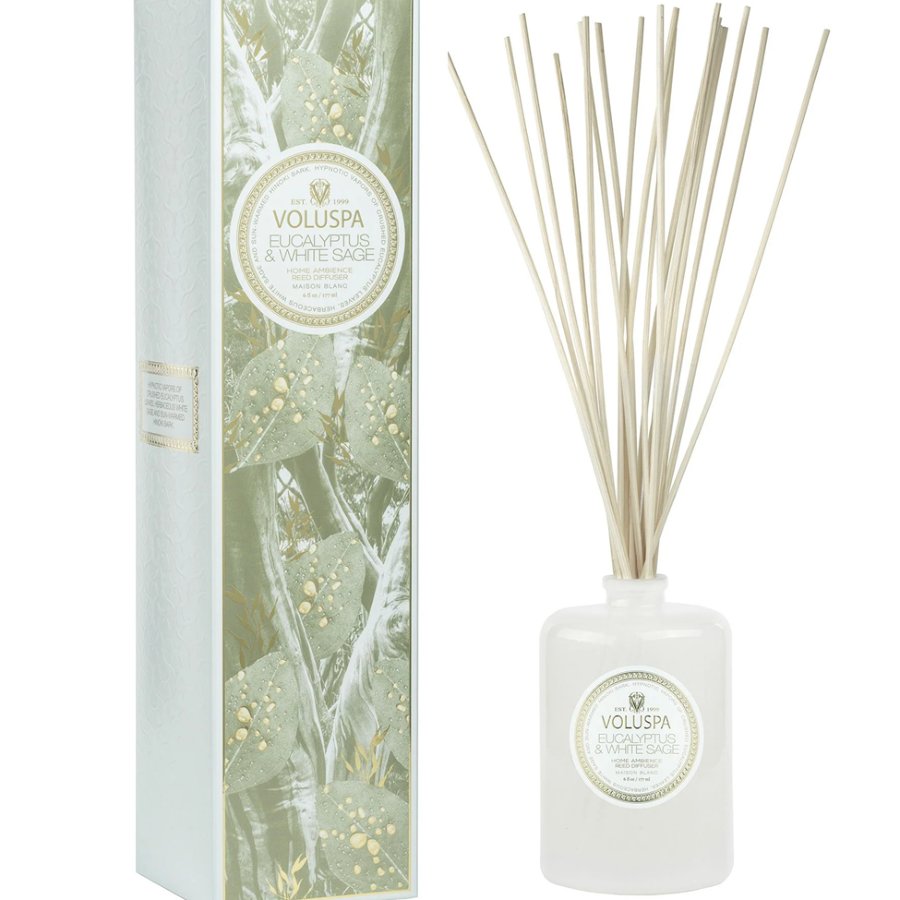 Vollispa diffuser with packaging on a white background
