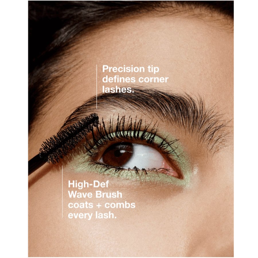 Eyelash product with text highlighting features on a close-up of an eye.